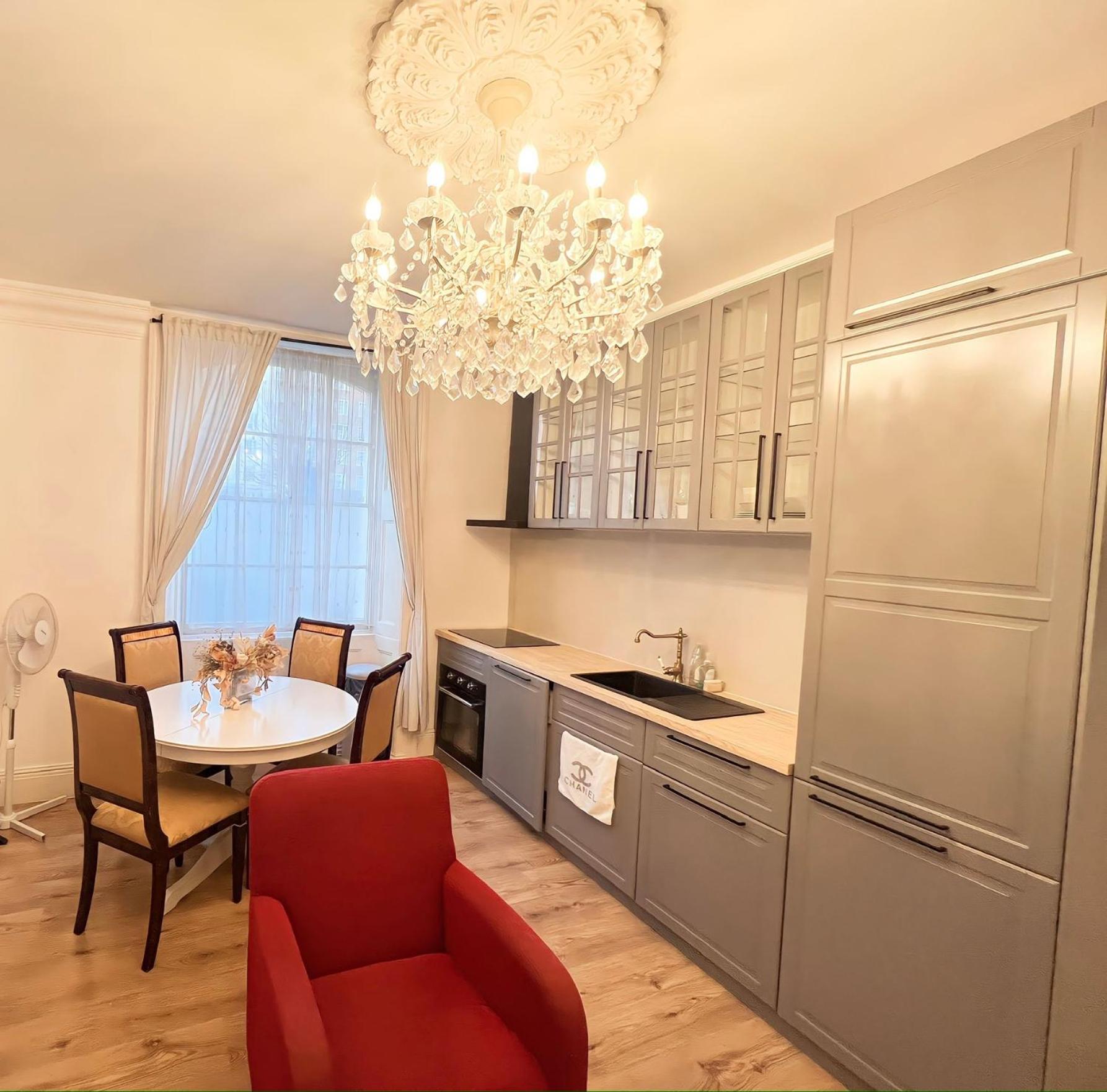 Hyde Park Residential * Londra